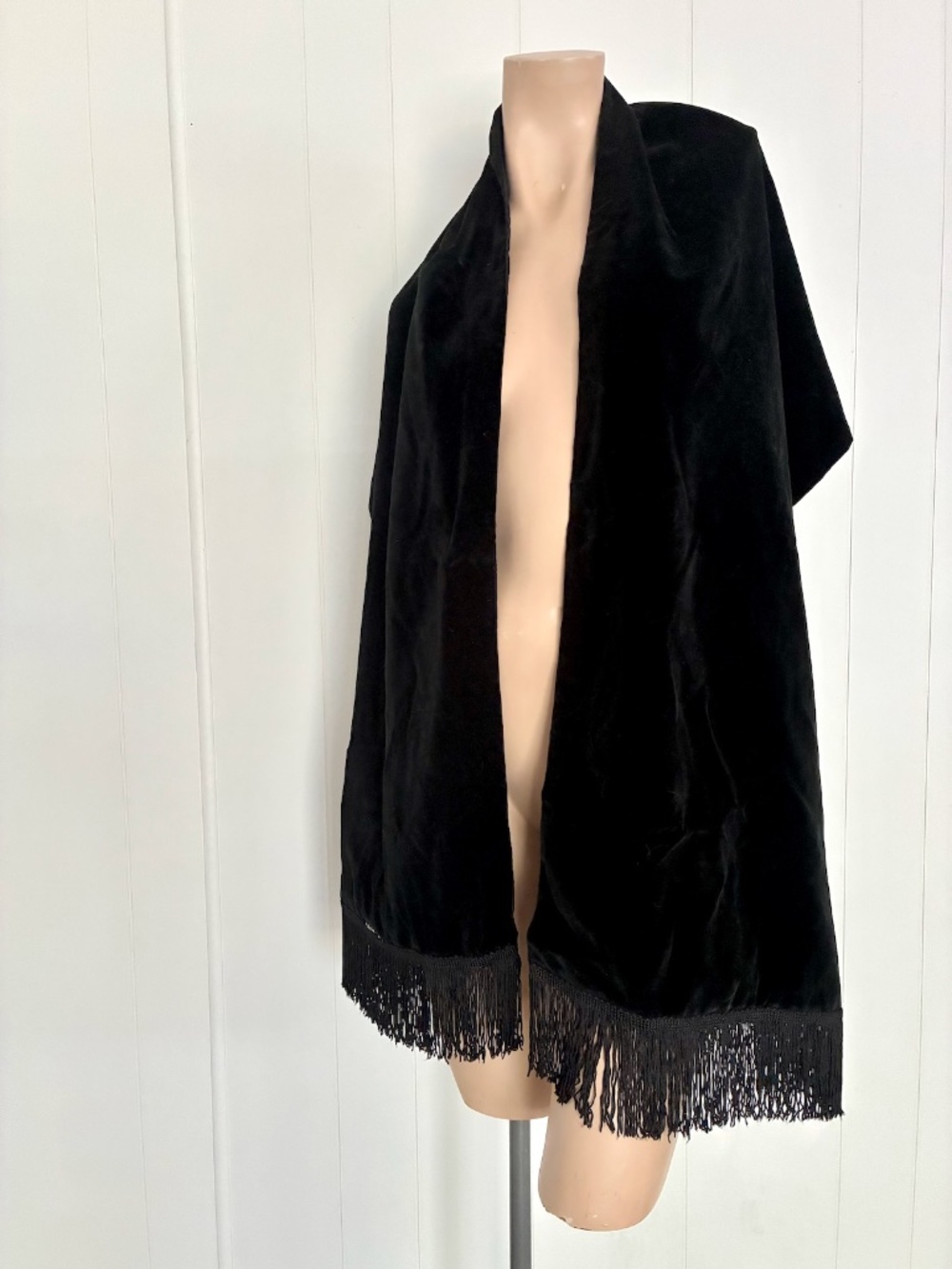 VTG 1960s Black Velvet Shawl Wrap w Fringe OS